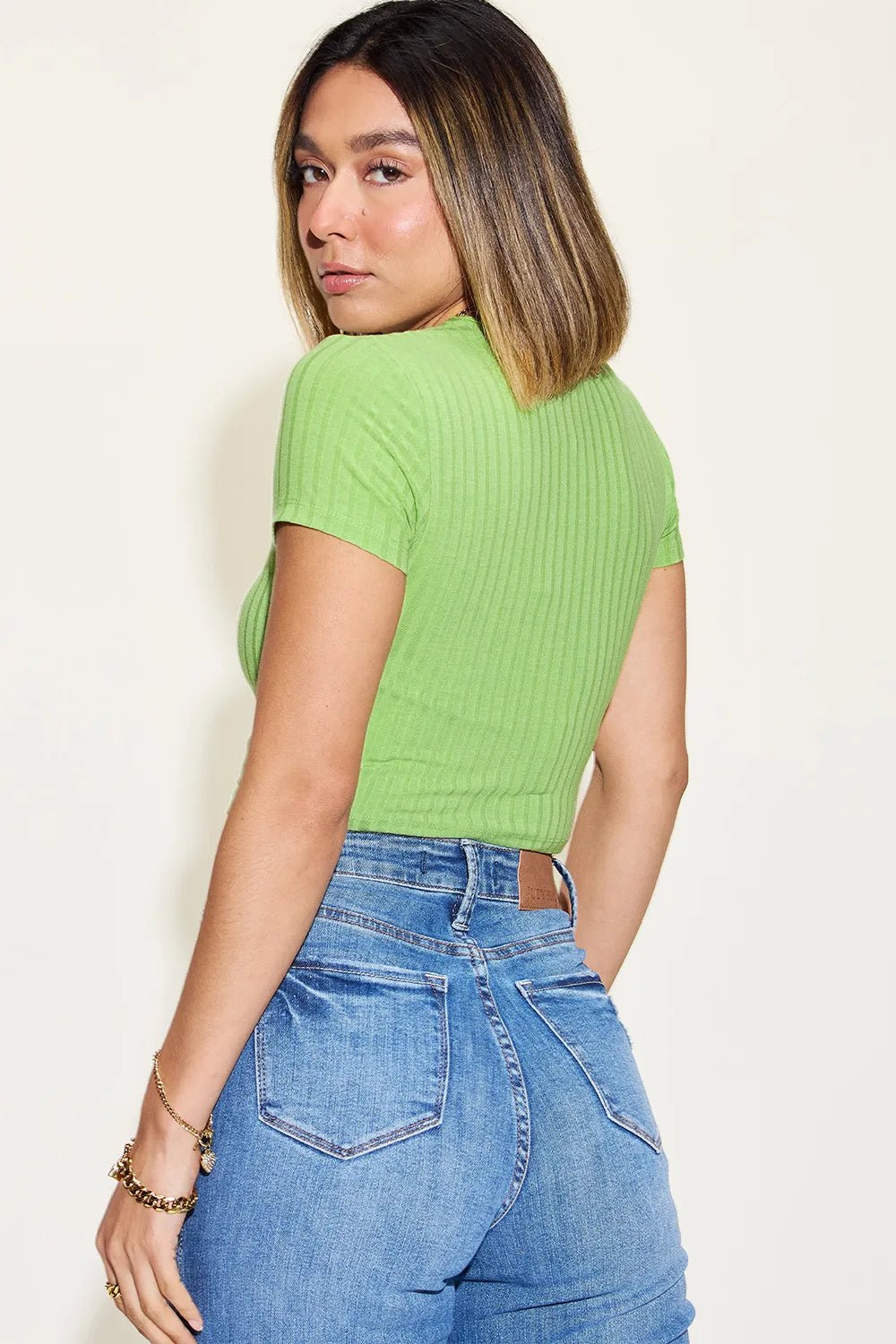 Basic Bae Full Size Ribbed Round Neck Short Sleeve T-Shirt - Absolute Discounts