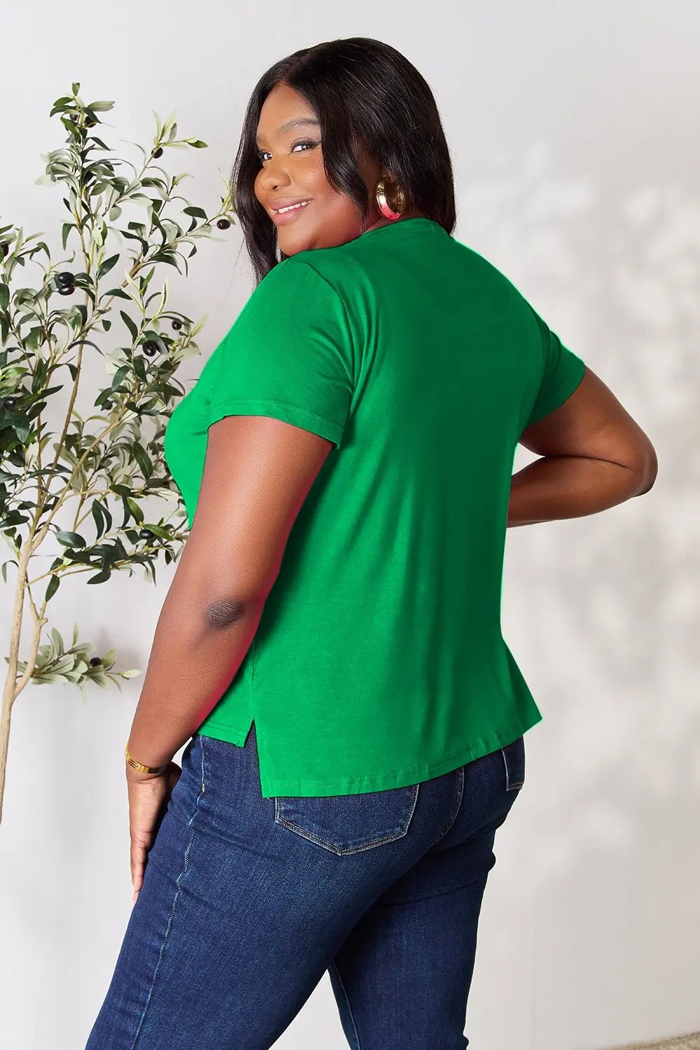 Basic Bae Full Size Round Neck Short Sleeve T-Shirt - Absolute Discounts