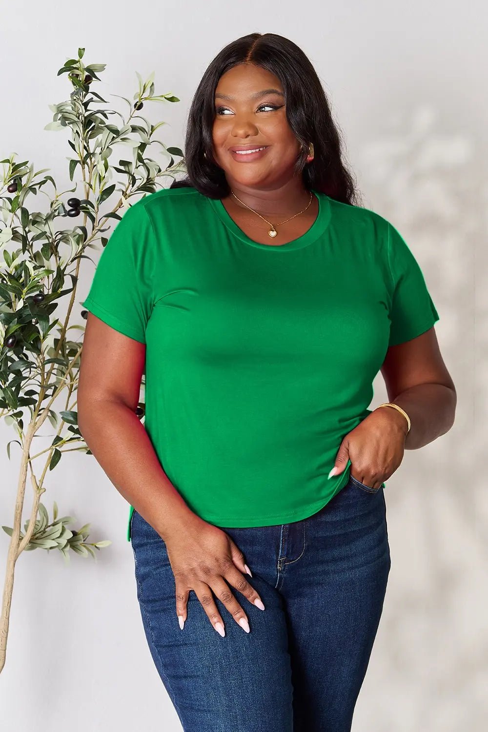 Basic Bae Full Size Round Neck Short Sleeve T-Shirt - Absolute Discounts
